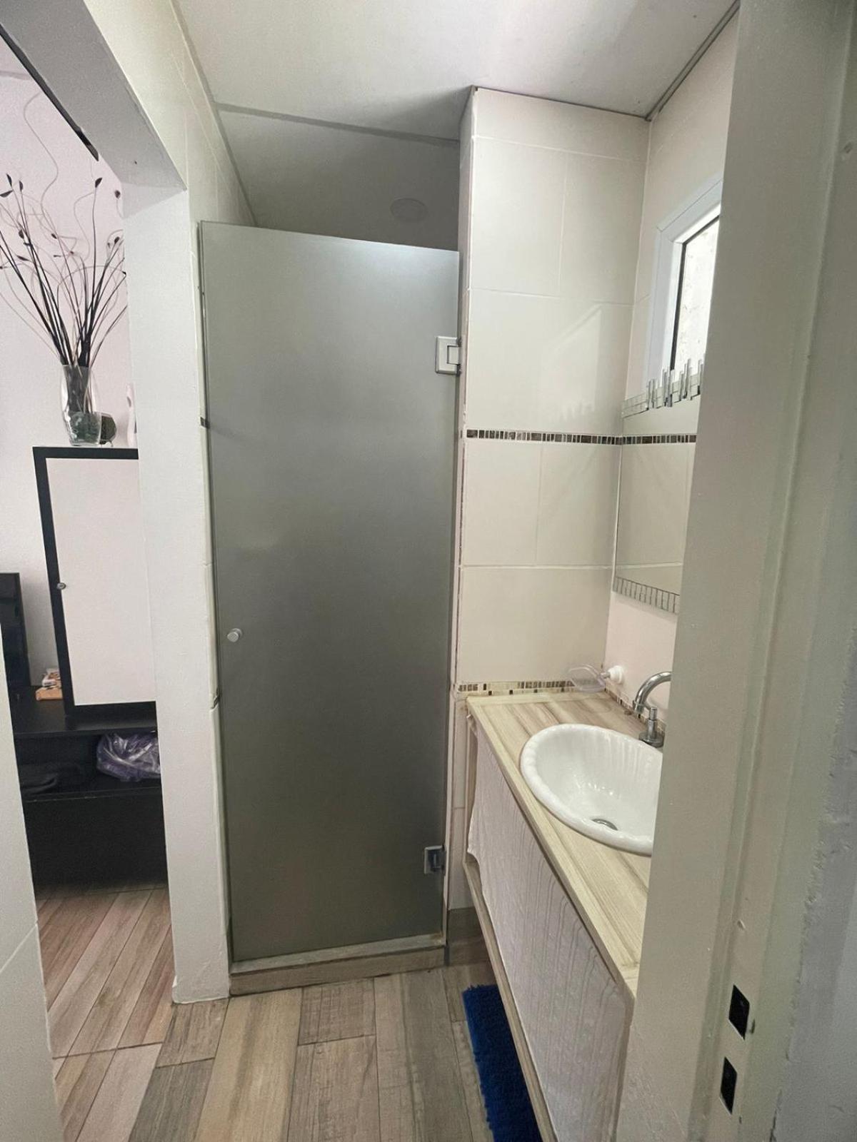 Ezeiza 2 Monoambiente Privado A 15 Minutos Del Aeropuerto Opcional Tranfer Desde Y Hacia El Aeropuerto De Ezeiza Las 24 Horas Pet Friendly Экстерьер фото